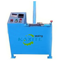 What are the main types of machines used for braiding packing materials?